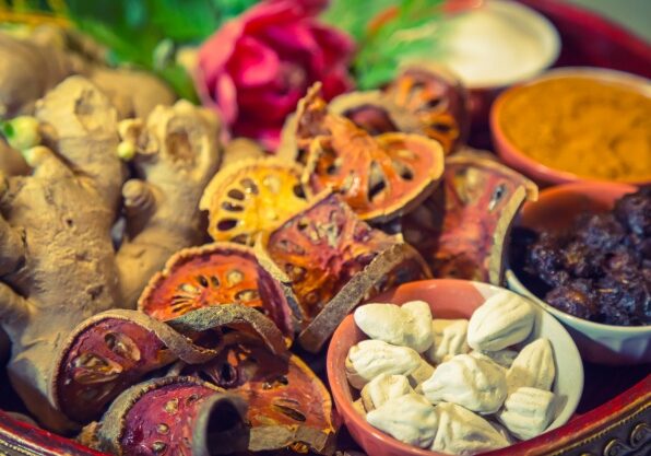 dried-food-clay-bowl-close-up_1232-1288 (1)